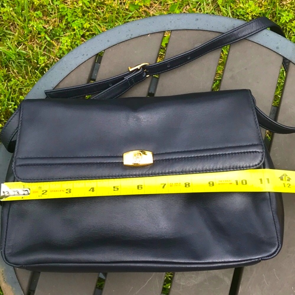 Vintage Etienne Aigner Leather Navy Blue Shoulder Bag with Gold Accents - Picture 12 of 16